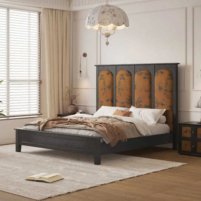 

French retro double home master bedroom solid wood bed homestay designer American