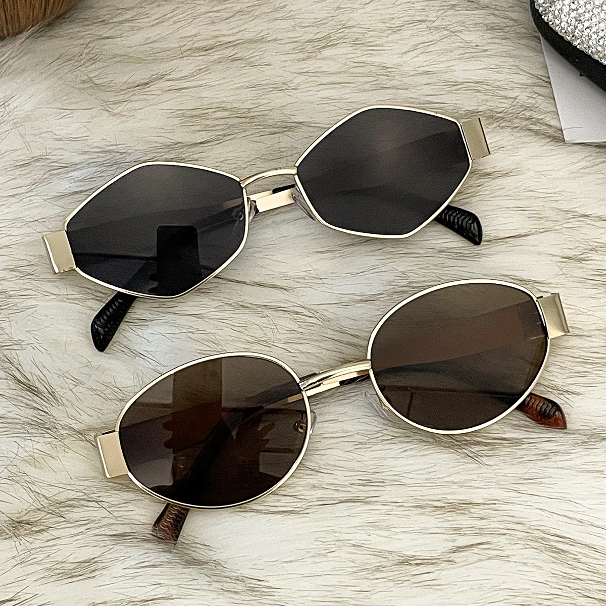 2F Women's Polygonal Sunglasses, Stylish Street Fashion Decorative Glasses, Versatile Polygonal Metal Trendy Sunglasses, Same Style as Internet Celebrities image 5