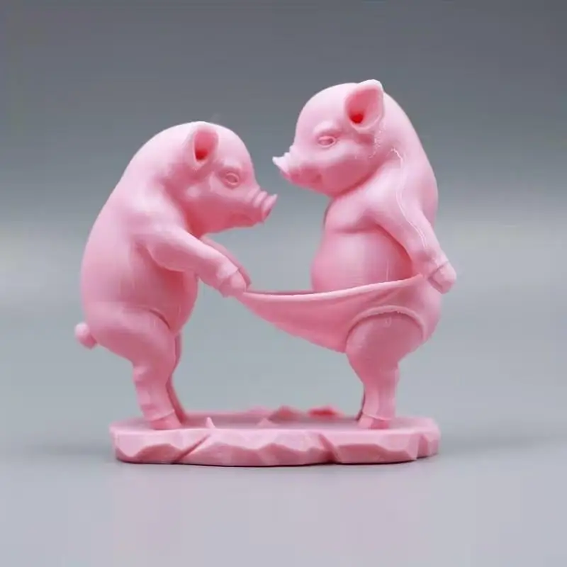 Cute Cartoon Pig Figurine Decorative Statue, Mini Cute Hand-finished Ornament for Study Desk Wedding Festival Decoration Gift