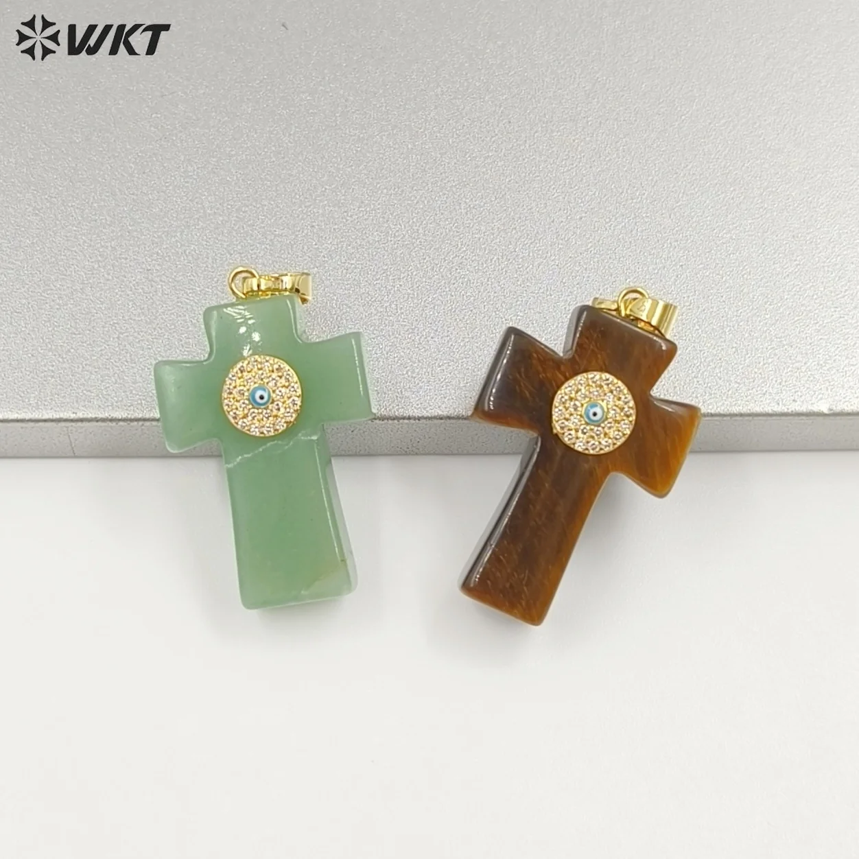 WT-P2046 Personality Style Three-Dimensional Pendant Crystal Gemstone With Devil Eye Charms Paved Stone Accessory Findings view 3