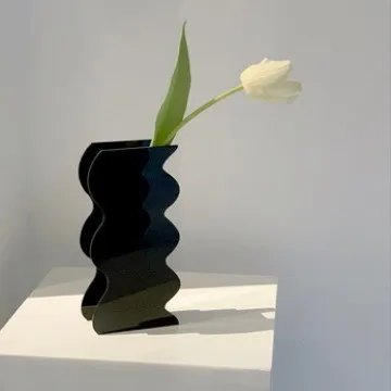 New Arrival Colorful Acrylic Vase Ins Designer Geometric Transparent Flower Desktop Ornament for Dried Fresh Flower Home Decor