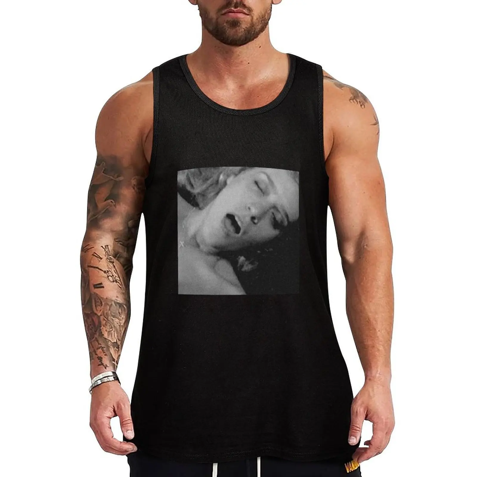

Chlo Tank Top anime gym Men's tops sleeveless gym shirt man fitness Men's gym t-shirt