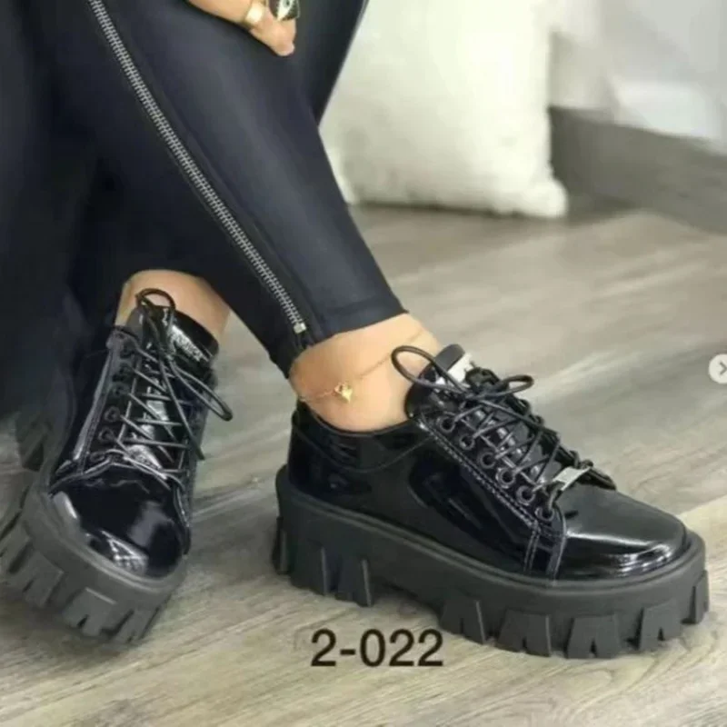 2022 New Fashion Womens Casual Running Shoes Walking Platform Flat Shoes Woman Black Sneakers Women Sapato Feminino Shoes Femme