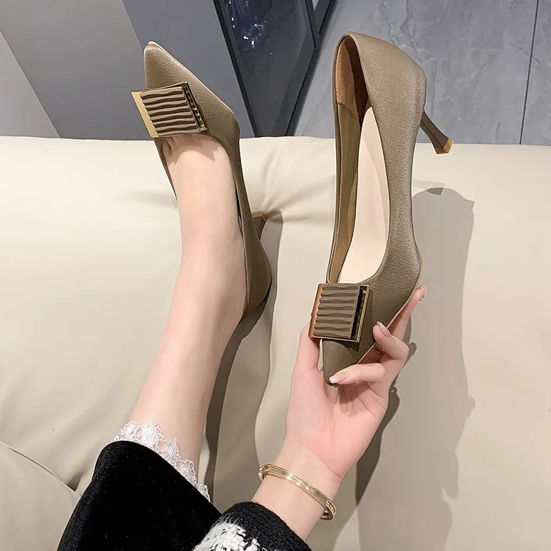 2024 New Temperament High Heels Female Pointed Head Shallow Mouth Design Sense Slim Heel Single Shoes Fashion Women's Shoes image 3