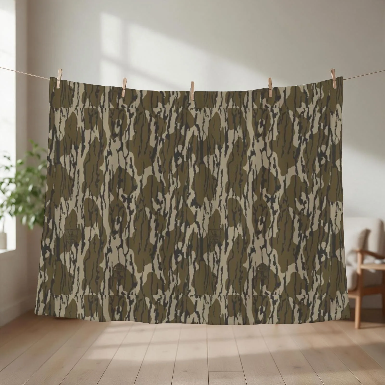 Everything Bottomlands Camo Throw Blanket couch cozy soft plush fuzzy picnic outdoor blanket