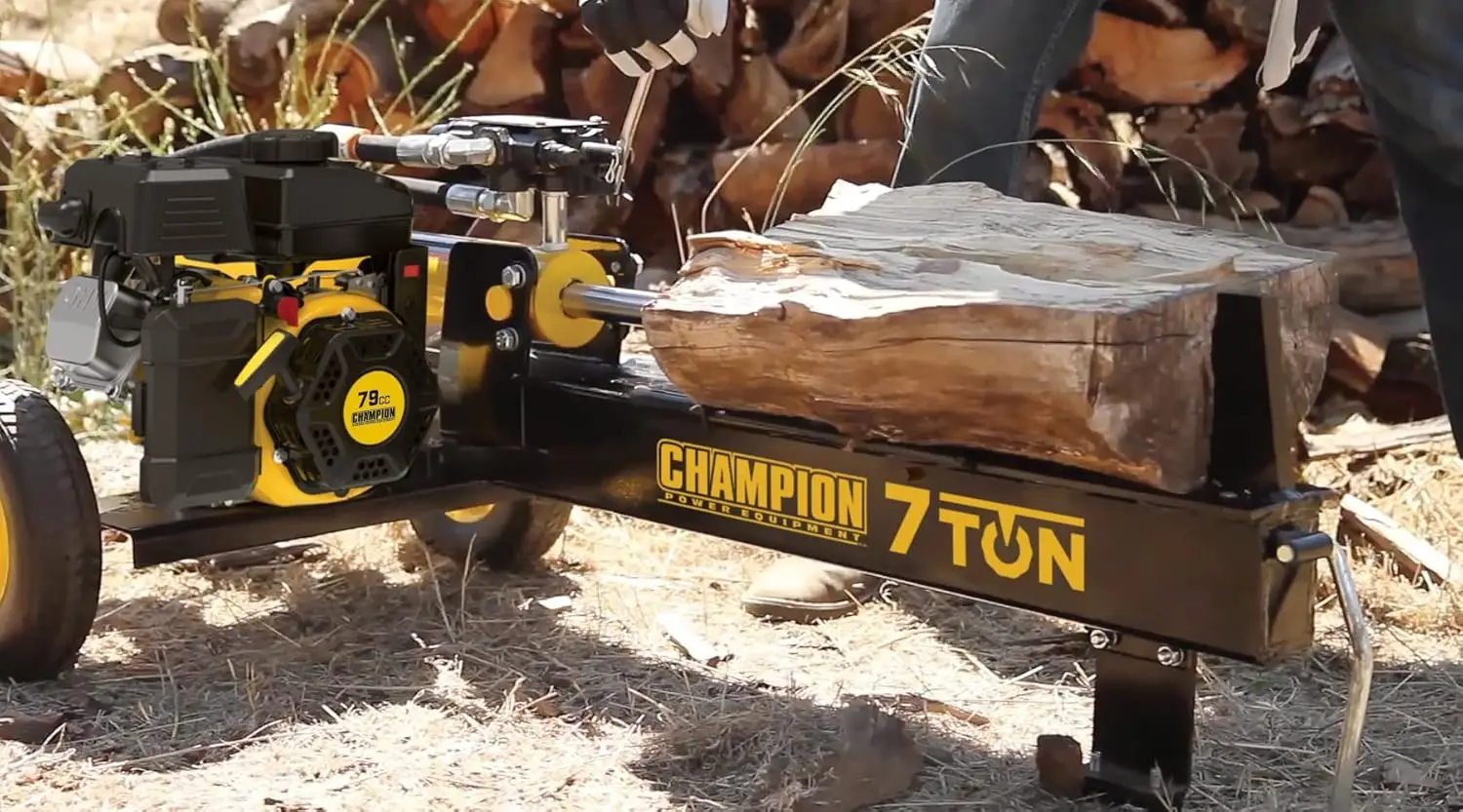 Power Equipment 7-Ton Compact Horizontal Gas Log Splitter with Auto Return Champion Power