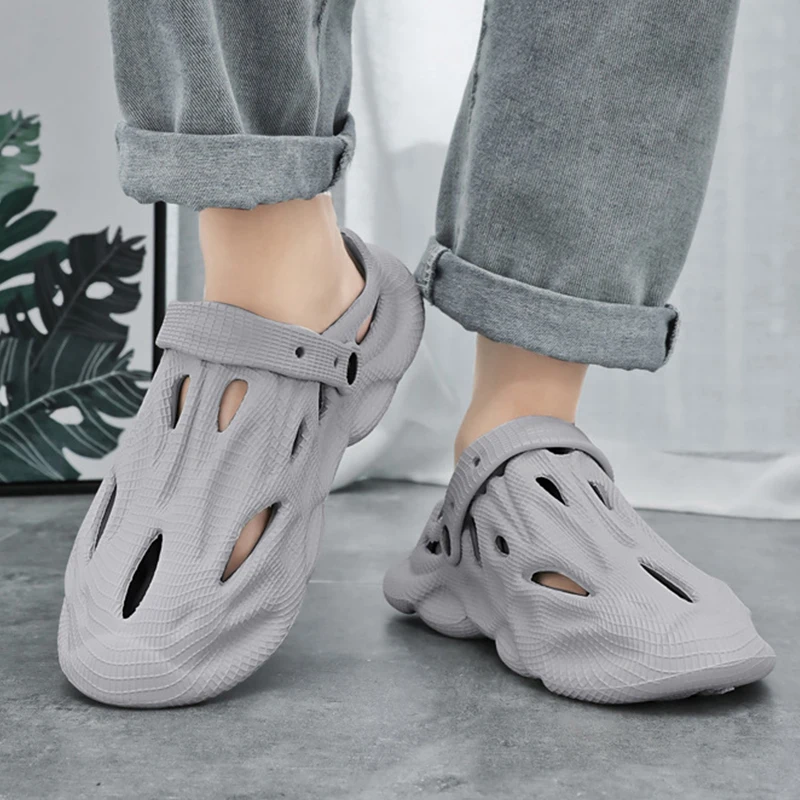 Bebealy New Hollow Hole Men Shoes Summer Outdoor EVA Beach Slippers Non-slip Sandals Fashion Soft Cloud Slides House Men Shoes