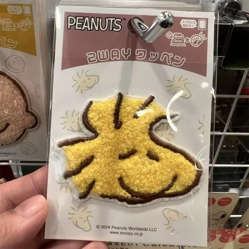 Anime Snoopy Aufnäher Stoffaufkleber zum Aufnähen Stickerei-Patches Applikation zum Aufbügeln auf Kleidung Hosen Dekoration Nähen – Detail 7