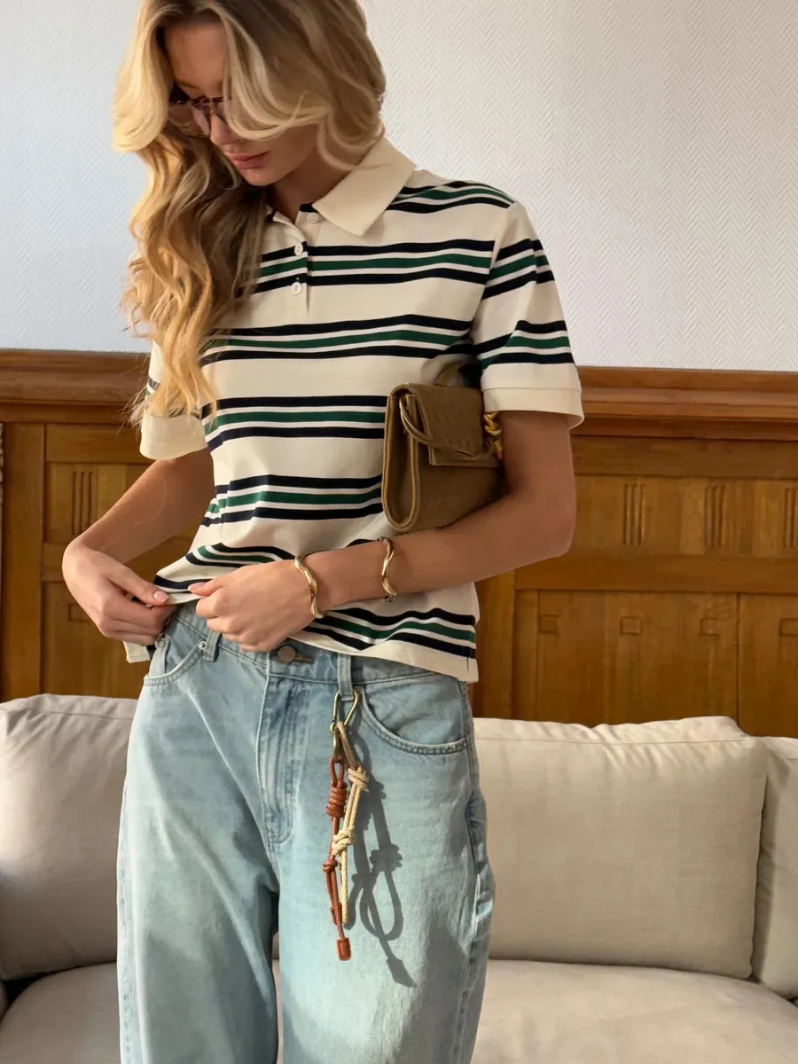 الرجعية المتناقضة قميص بولو مخطط 2025 الربيع والصيف المرأة موضة فضفاضة لينة غير بيلينغ القطن قصير الأكمام تي شيرت