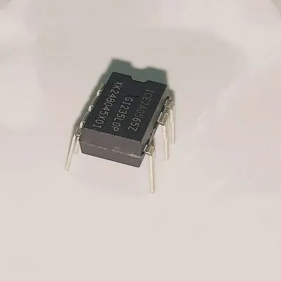1pcs/lot 2A0565 ICE2A0565 ICE2A0565Z DIP-7 in stock