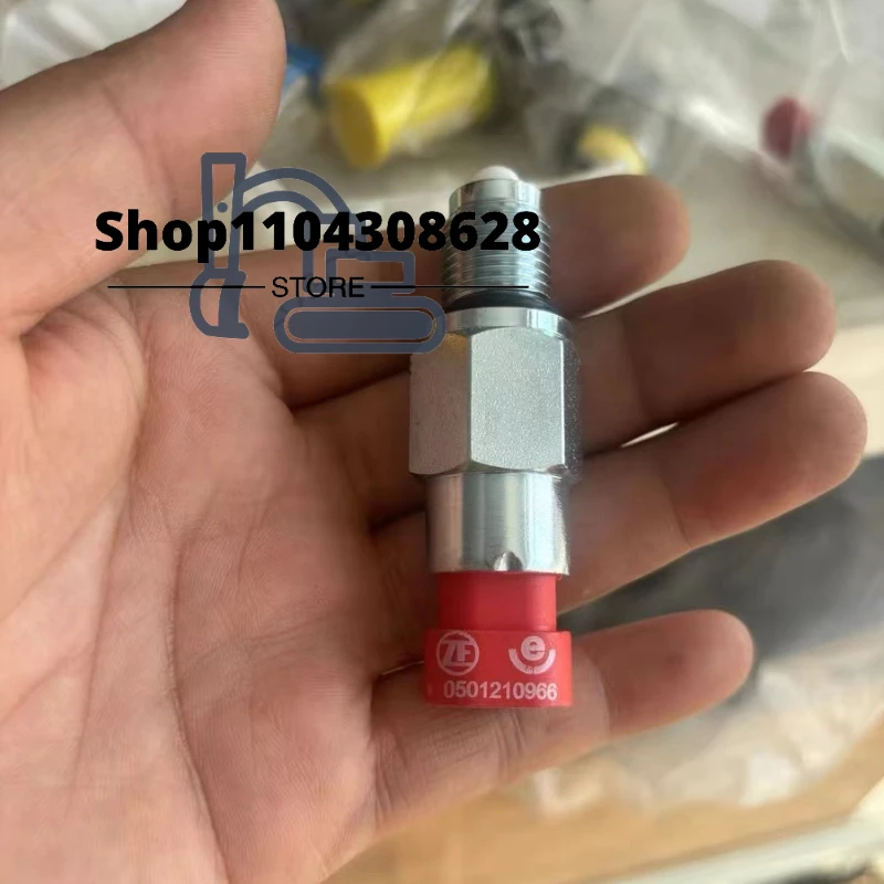 Alarm Switch Sensor with Filter Block for Liugong Loader 856H 886H 870H 862H Part Number 0501210966 for Construction Machinery