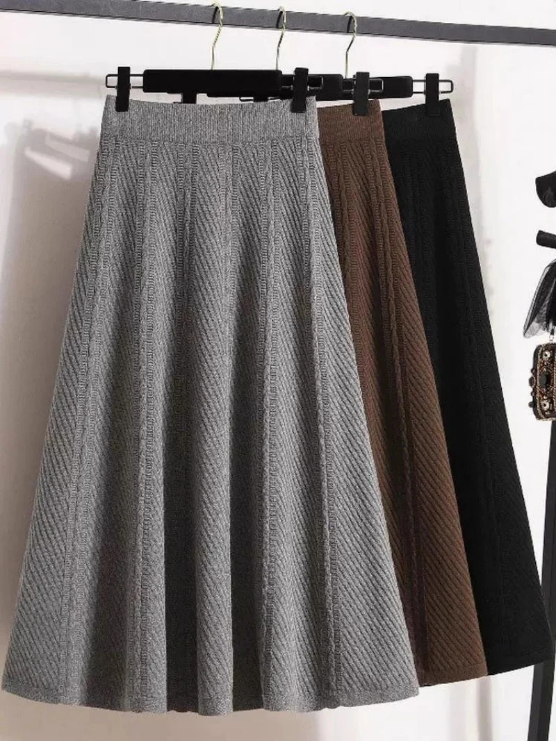 

Large Size Women's Spring Autumn Winter Knitted Skirt 2025 New Item Fashionable And Versatile High Waist A-Line Skirt W644