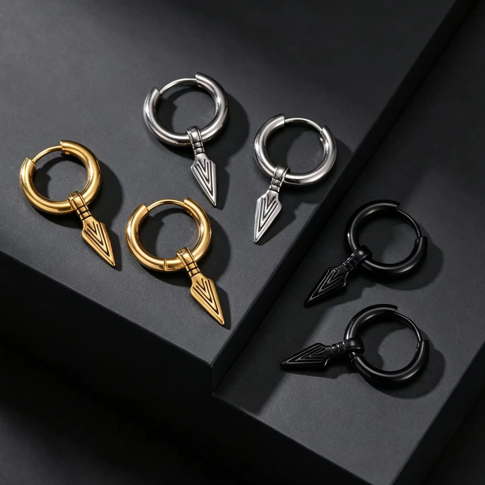 Punk Style Spear Rivet Earrings for Men, Stainless Steel Triangular Pointed Dangle Earrings, Hip-hop Cool Jewelry Accessories