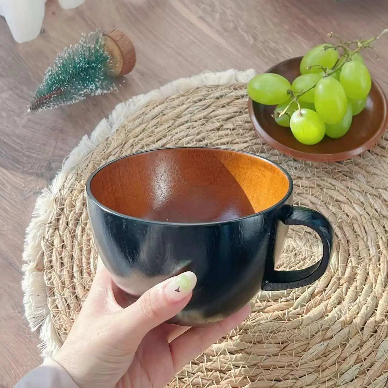 Handmade Food Safe Eco Friendly Natural Spruce Wood Big Belly Mug for Beer Tea Coffee Milk Water Kitchen Bar Daily Drinking Cup