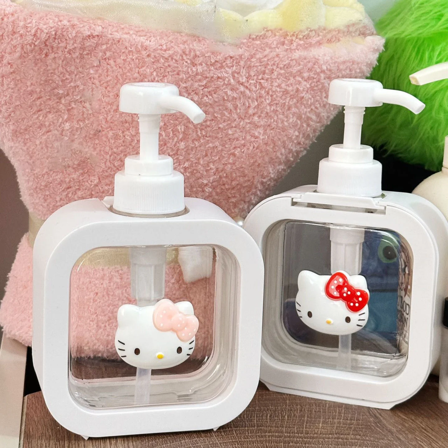 500Ml Hello Kittle Cartoon Anime Bathroom Soap Dispensers Refillable Lotion Shampoo Shower Gel Holder Empty Bath Pump Bottle