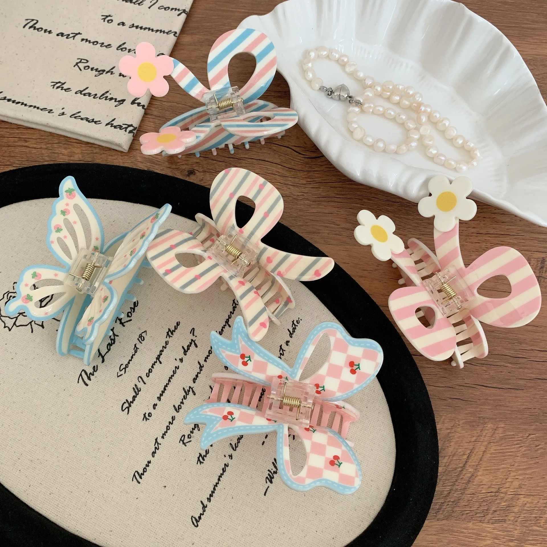 

Sweet Flower Print Bow Hair Claw Clip Cute Cherry Butterfly Crab Hair Clip Shark Clip for Woman Girl Hairpin Hair Accessories
