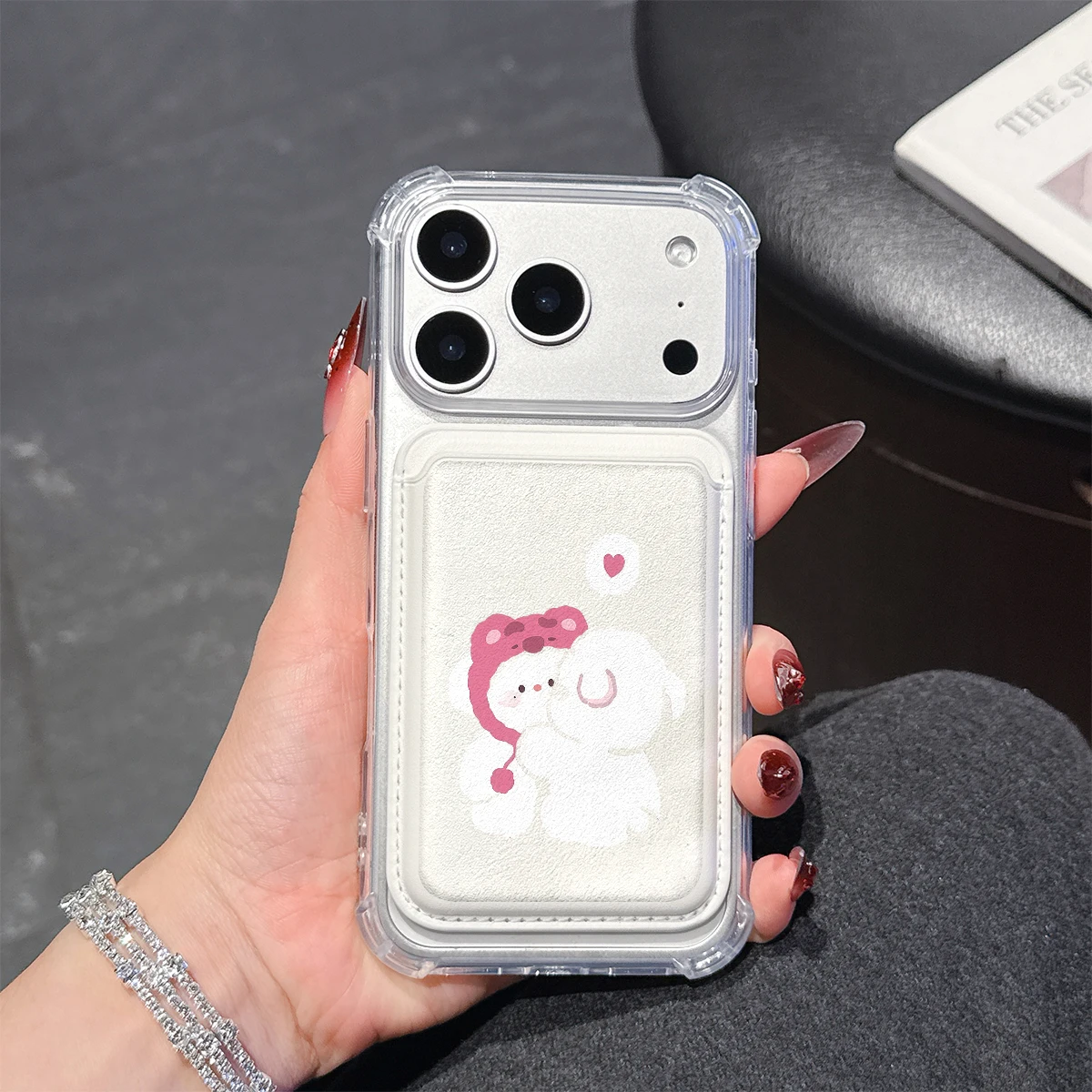 Transparente Handyhülle mit weißem Bärenmotiv für iPhone 17 16 15 14 13 Pro Max Plus – Weiche TPU-Hülle mit magnetischem Brieftaschenfach