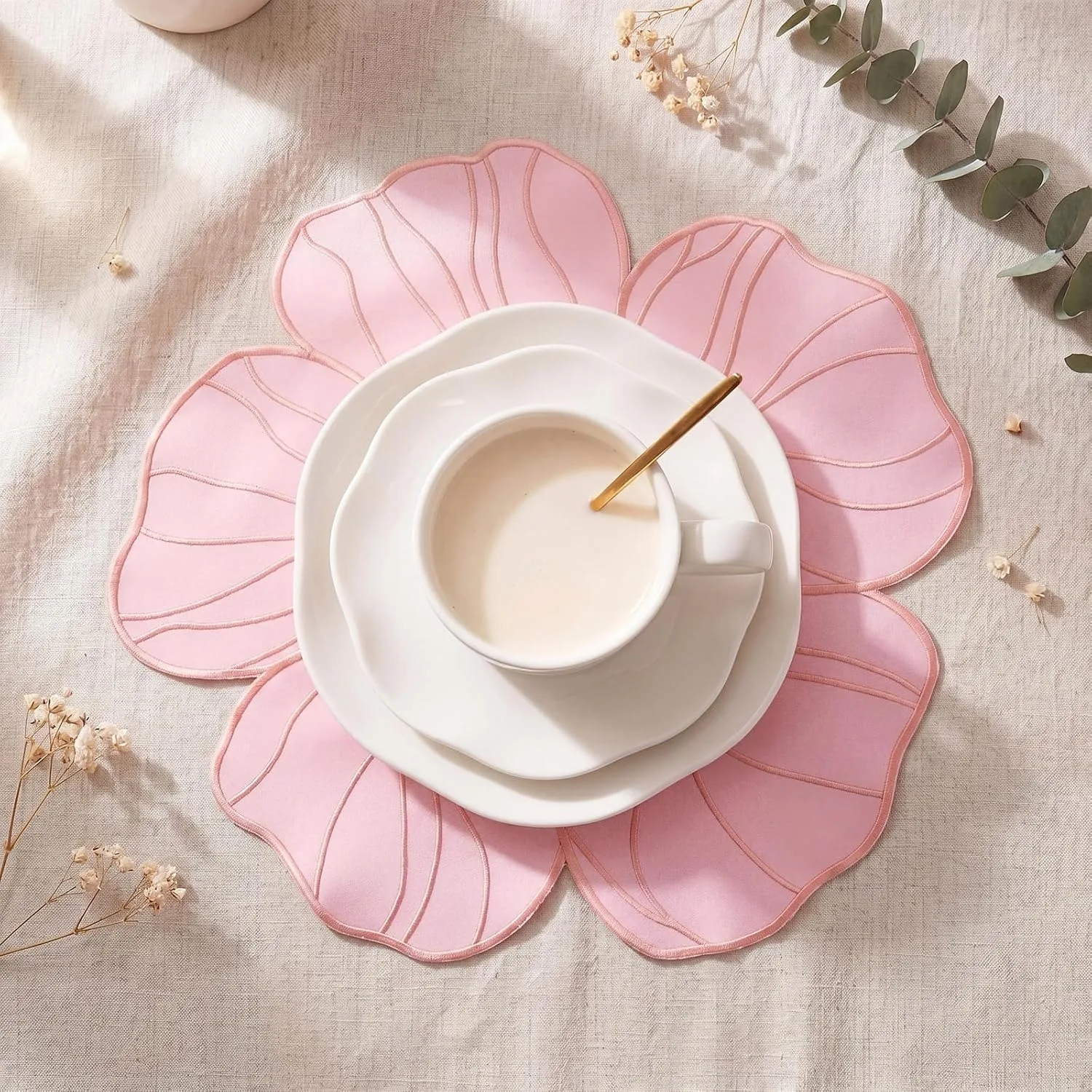 Set of 6 Elegant Embroidered Floral Placemats 15.4'' Flower Shaped Place Mat