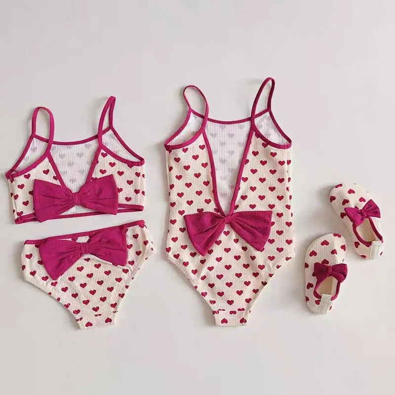 Girls Sun Hat Simple Color Contrast Heart Print Fashionable Fisherman Hat Cute Set Kids Beach Swimwear Bikinis Baby Swimsuits view 2