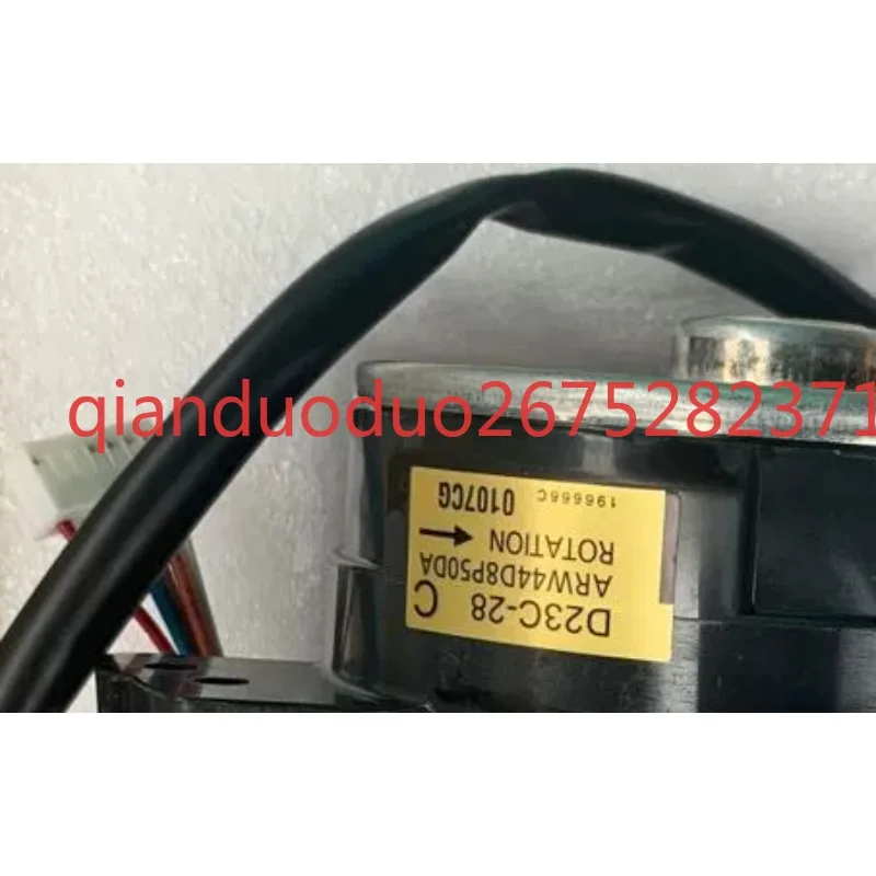 convient-au-moteur-de-ventilateur-externe-du-climatiseur-daikin-d23c-28-rxd25dav2c-rxd25dmv2c