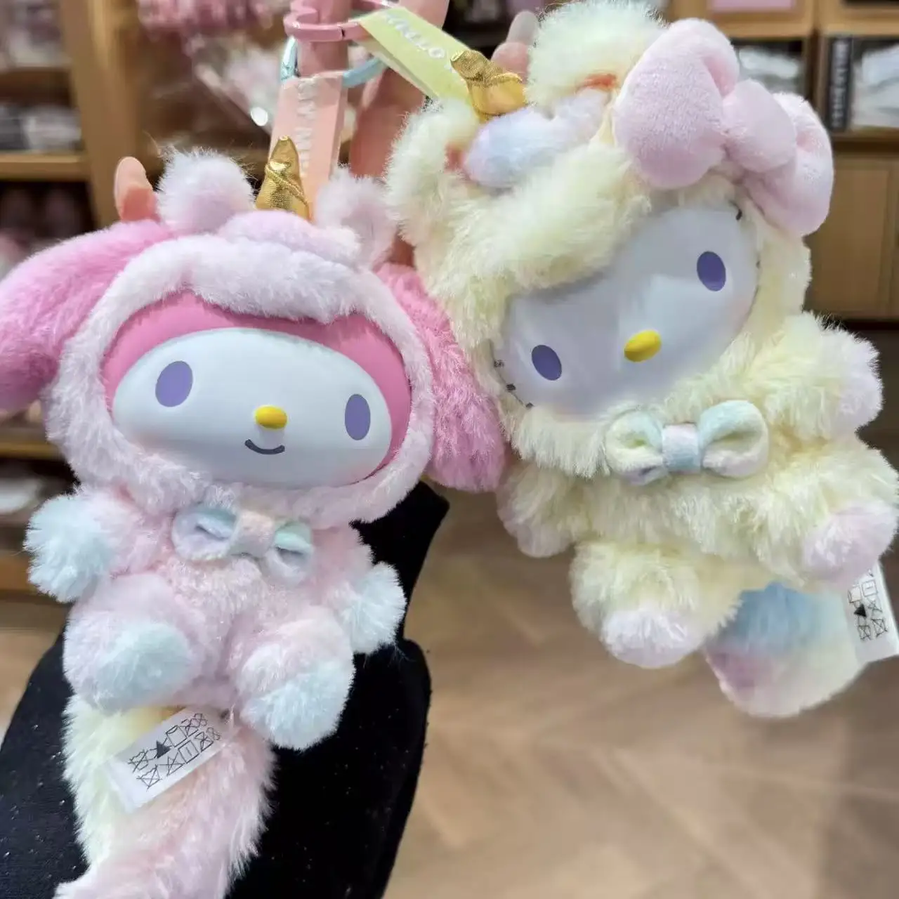 

New Sanrio Dreamy Unicorn Blind Box Fluffy Vinyl Plush Adorable Trendy Desktop Collectible Festive Surprise Gift Toy