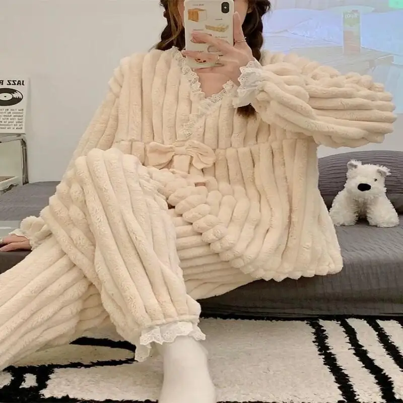 Luxuoso conjunto de pijama sexy simples renda feminina casa terno moda homewear coral velo pijamas inverno doce quente conjuntos completos