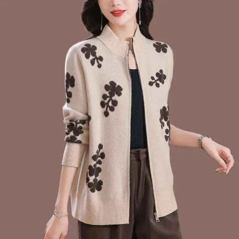 

Spring Autumn New Wool Knitted Cardigan Stand Collar Jacquard Sweater Jacket Female Loose Casual Knit Sweater Coat Zipper XQ300
