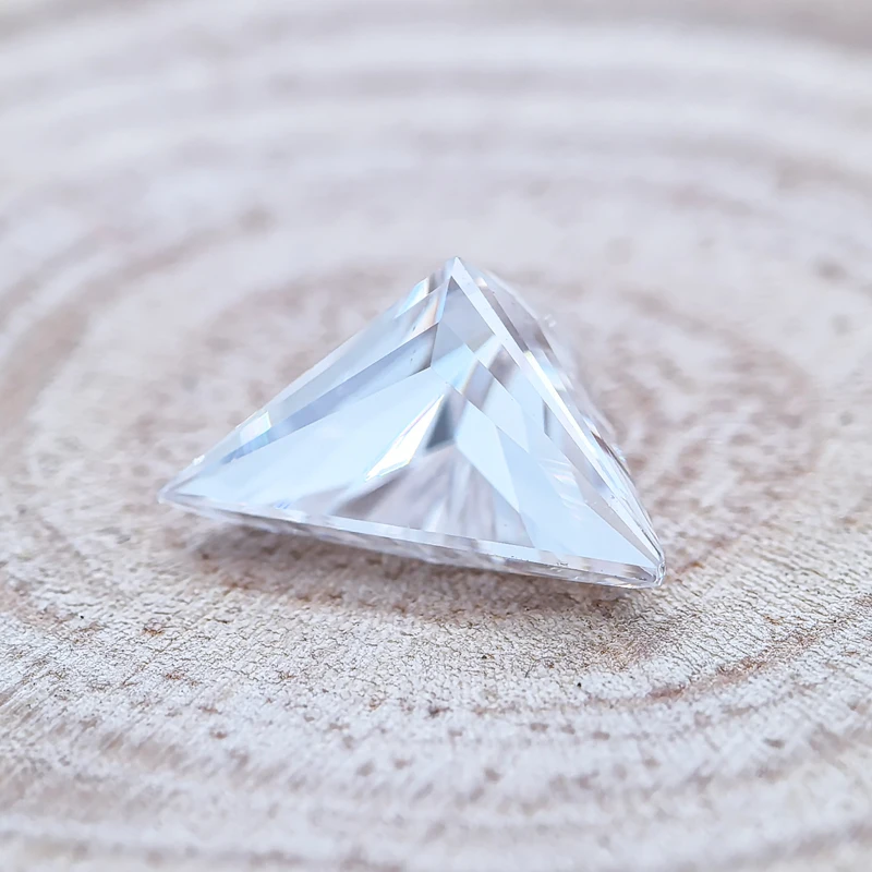 Moissanite Stone Super White D Color Triangle Cut  VVSS1 Small Size  DIY Ring Necklace Earrings Main Materials Charms Gemstone