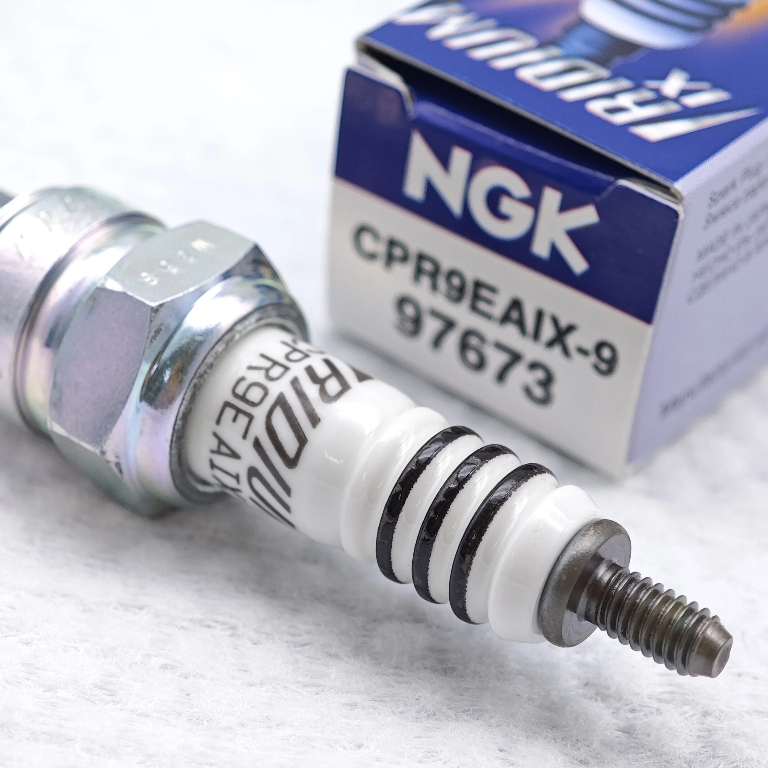 1pcs Original NGK Iridium Spark Plug CPR9EAIX-9 97673 Upgrade