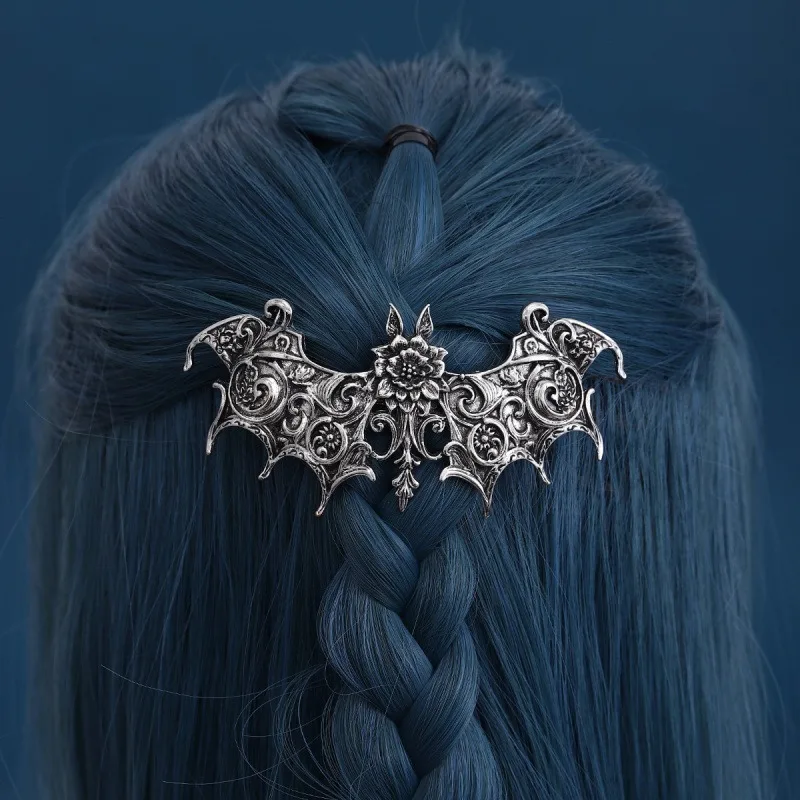 Personalized classic punk style bat wings rose alloy hair clip Norwegian style role-playing party fashion outfit hair accessory view 3