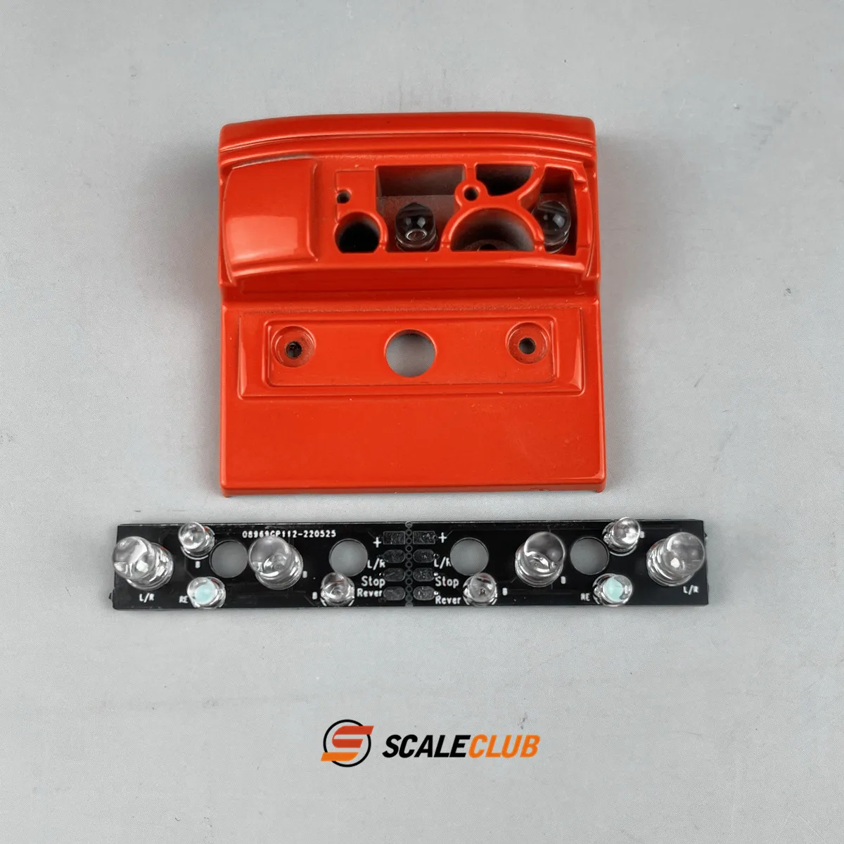 

Scaleclub Model 1/14 For MAN Tail Light LED Board Circuit 2-3V For Tamiya Scania 770S MAN Benz Actros Volvo RC Trailer Tipper