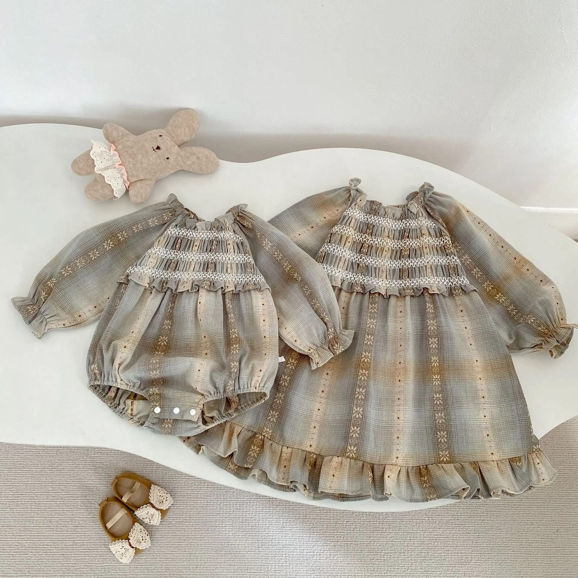 2026 Spring Sisters Dress Korean Version Children Girl Lady Plaid Jacquard Long Sleeve Dress Girl Baby Romper Spring