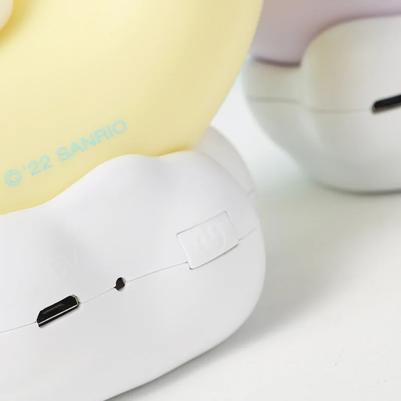 Sanrio lampu malam LED lucu Kuromi Cinnamoroll liontin kamar lucu Anime meja samping tempat tidur lampu dapat diisi ulang hadiah kejutan