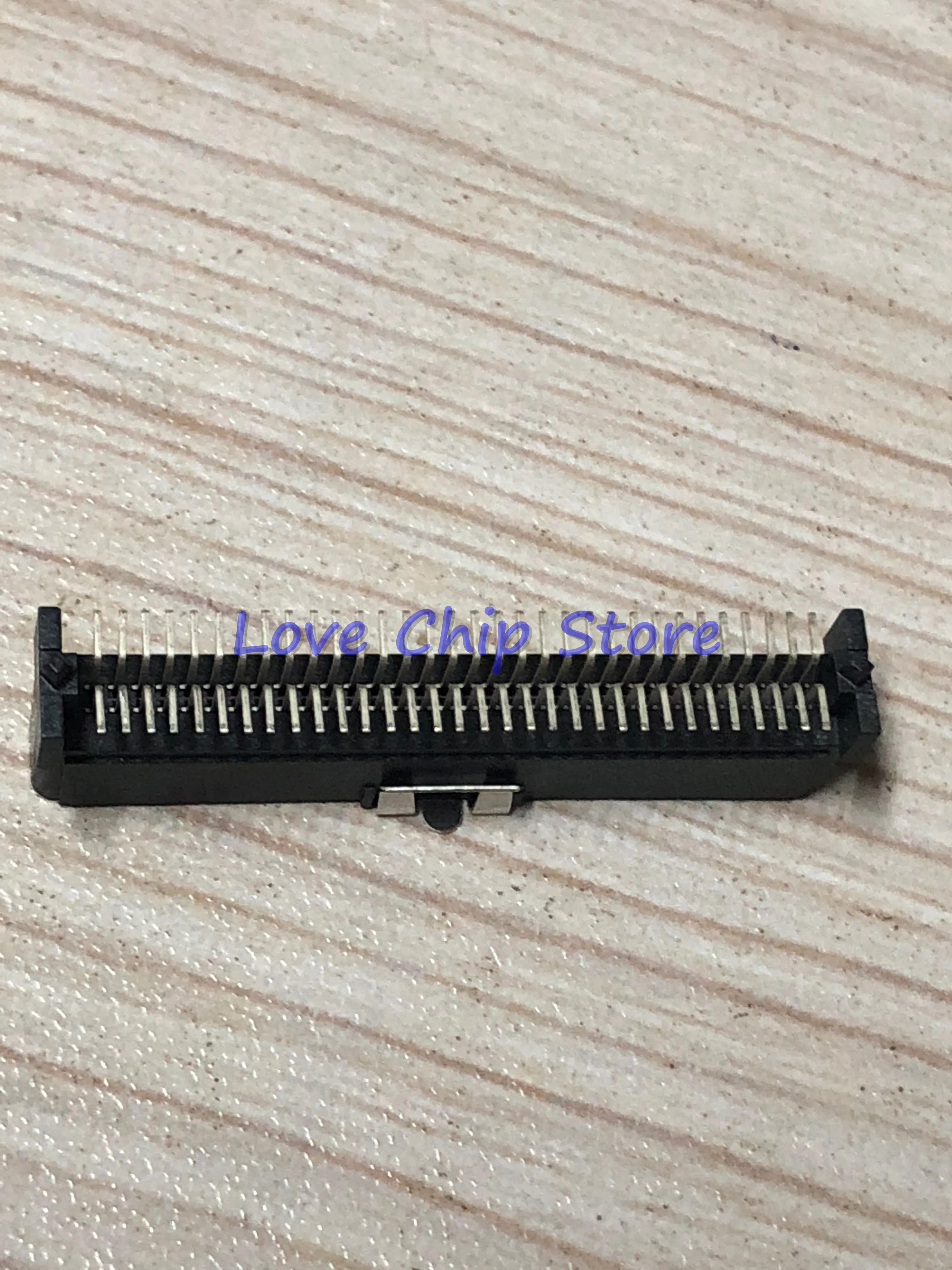 10PCS 5146888-1 146888-1 Spacing (1MM) CONN RCPT 64Pin H8.35mm SMD GOLD LVDS New and Original