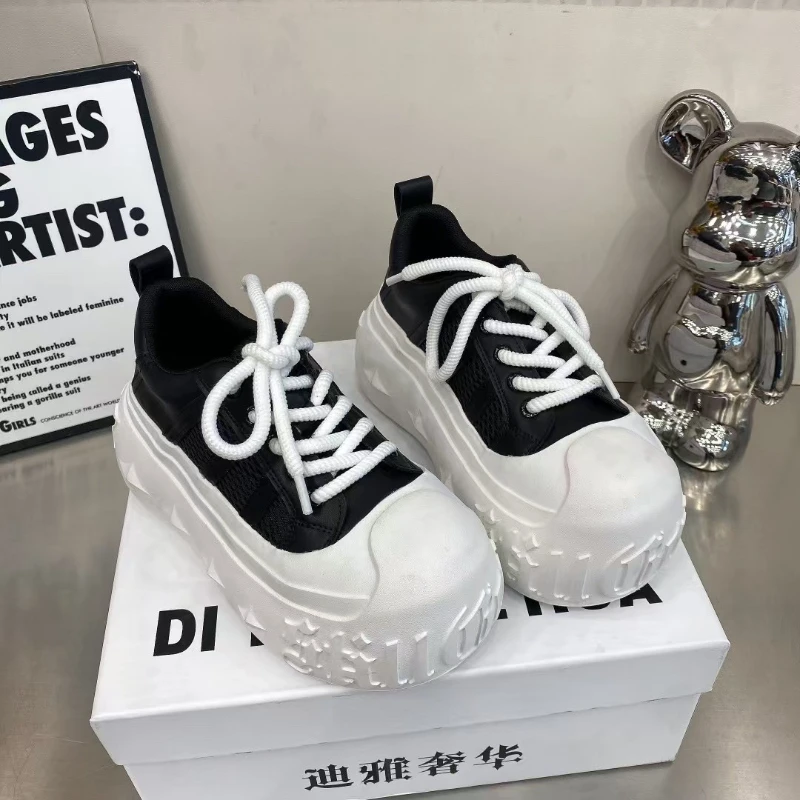 

High Quality Thick Sole Increase Round Head Lace-up Fashion All Comfortable Non-slip Breathable Sports Casual Women's Shoes
