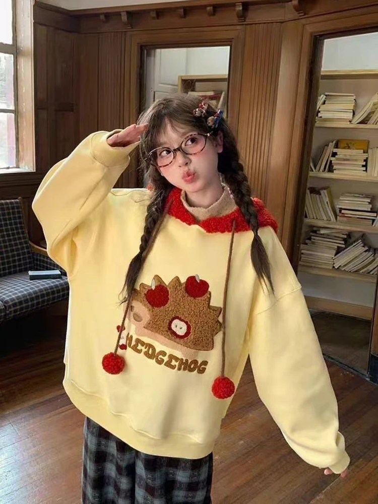 

Женские милые толстовки в стиле каваи, свободные повседневные толстовки с мультяшной вышивкой, милые толстовки с капюшоном, осень-зима, пуховые шарики, лоскутные клетчатые топы