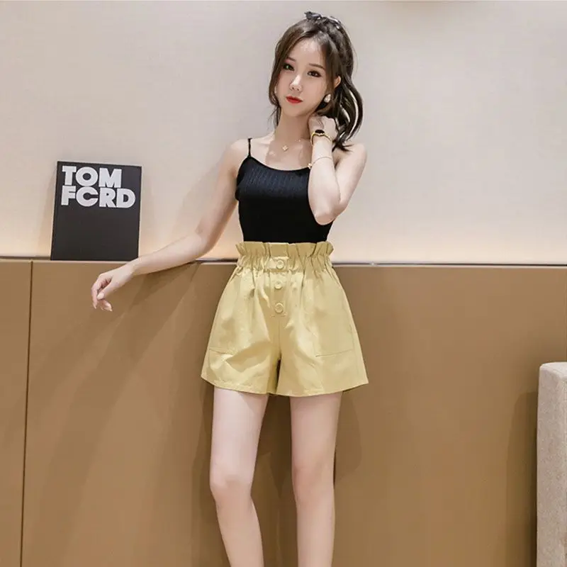 White Short Pants Woman Wide Loose High Waist Shorts for Women Baggy Low Price Classic Outfits Youthful Jorts Harajuku Fashion