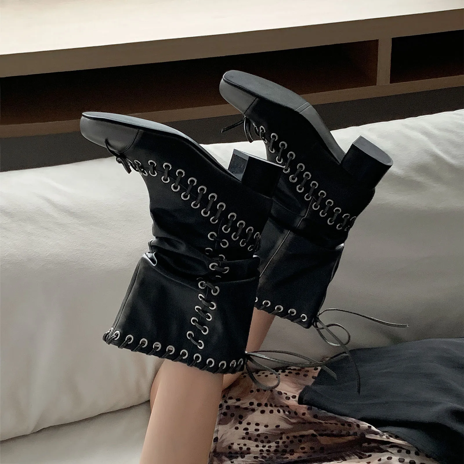 

Arden Furtado 2025 Autumn cowhide Mixed Colors Pleated Large tubular boots Round toe bowknot Middle heel Rivet Mid-Calf boots