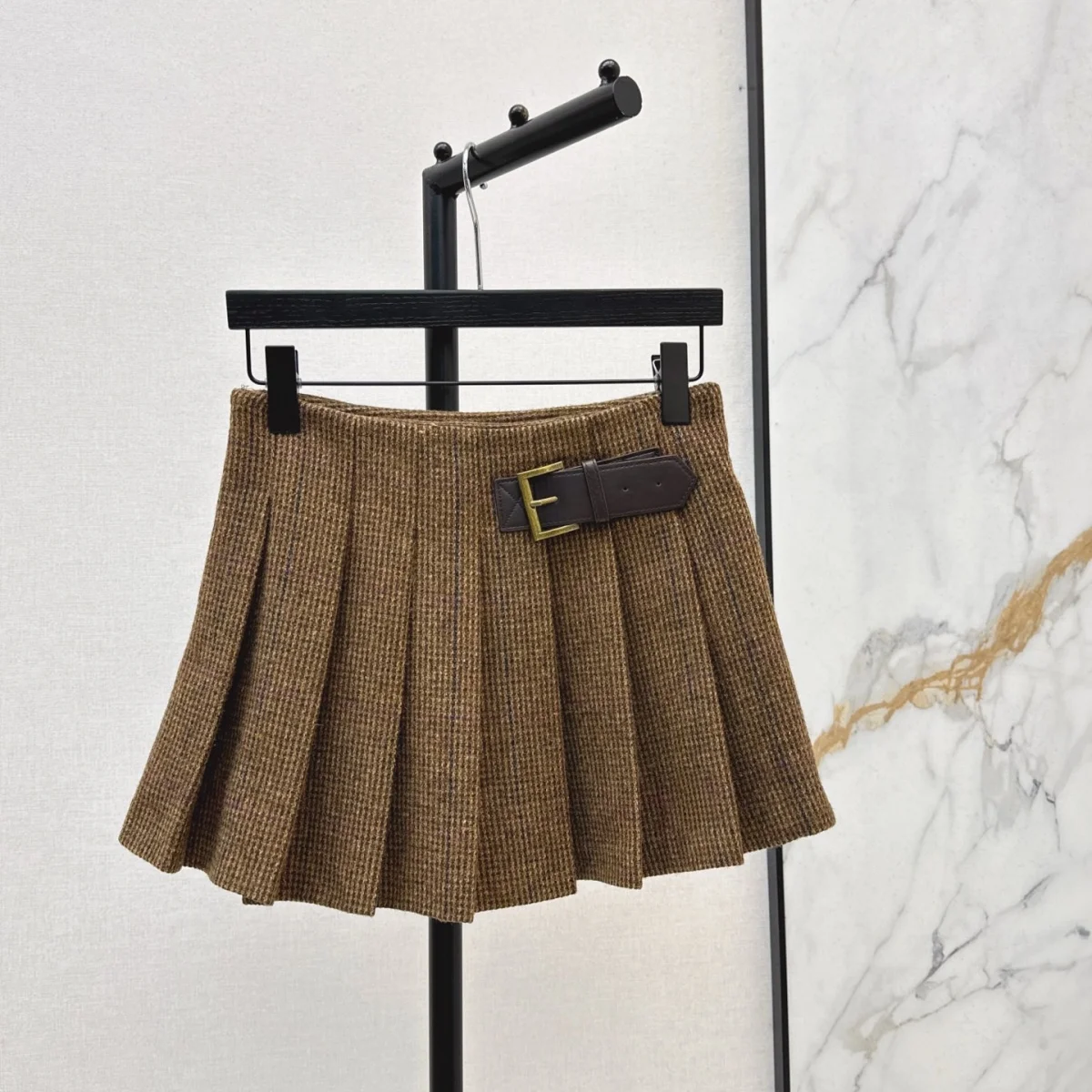 2026 high-quality women's autumn and winter woolen pleated skirt-- 26921197