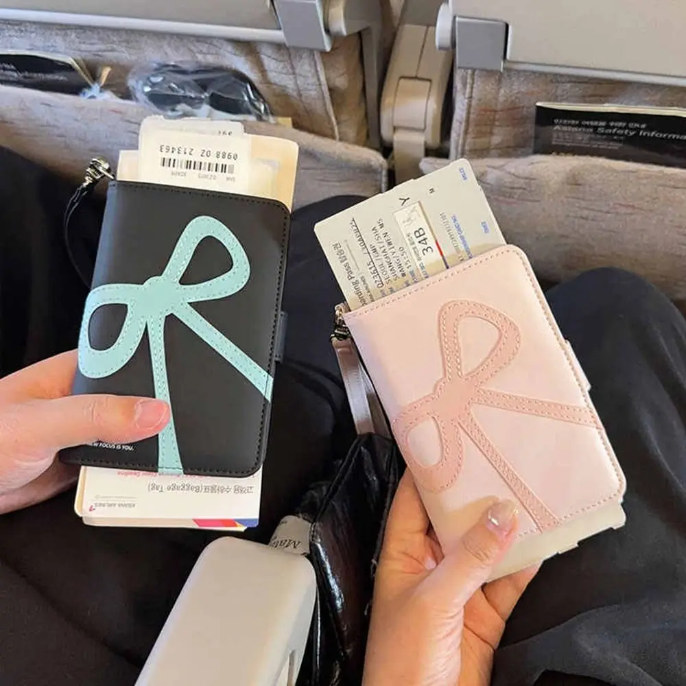 

Portable Card Holder PU Bow Passport Bag Cute Purse Passport Clip Ticket Holder Airplane Check-in Travel Wallet Men