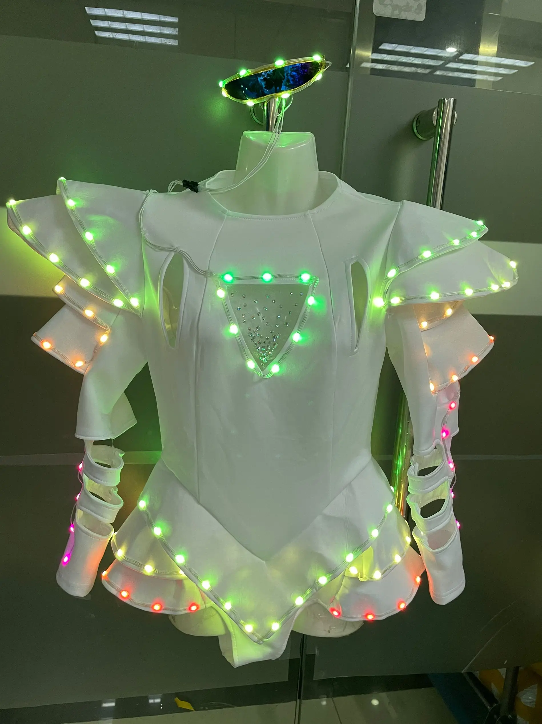 LED Female Warrior Suits Luminous Costume Suits Light Clothing For Women Ballroom Dance Glowing Dress China Ladies Accessories