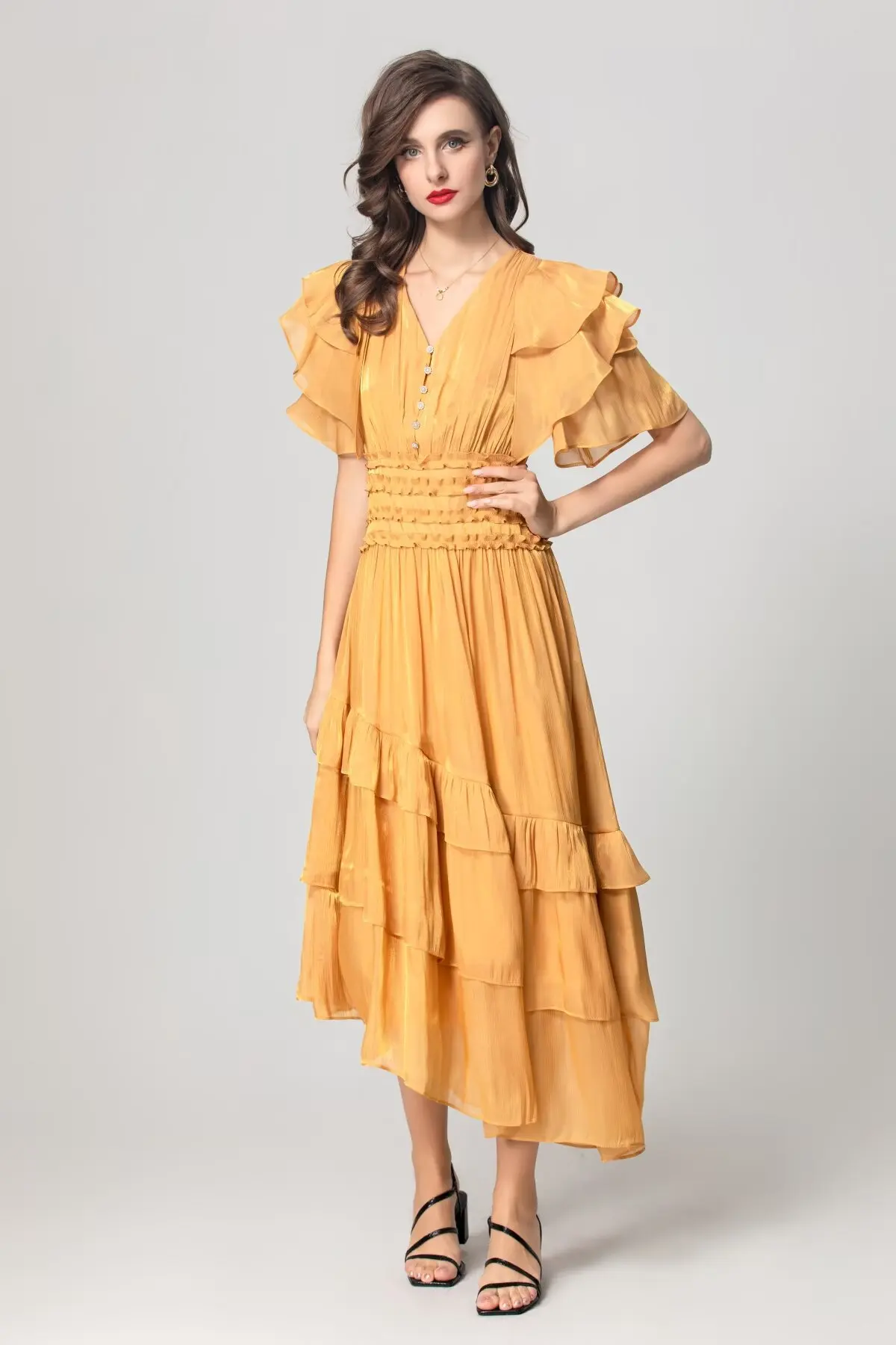 فساتين نسائية مثيرة بياقة على شكل V وأكمام قصيرة وخصر مطاطي وكشكشة متدرجة غير متماثلة أنيقة غير رسمية