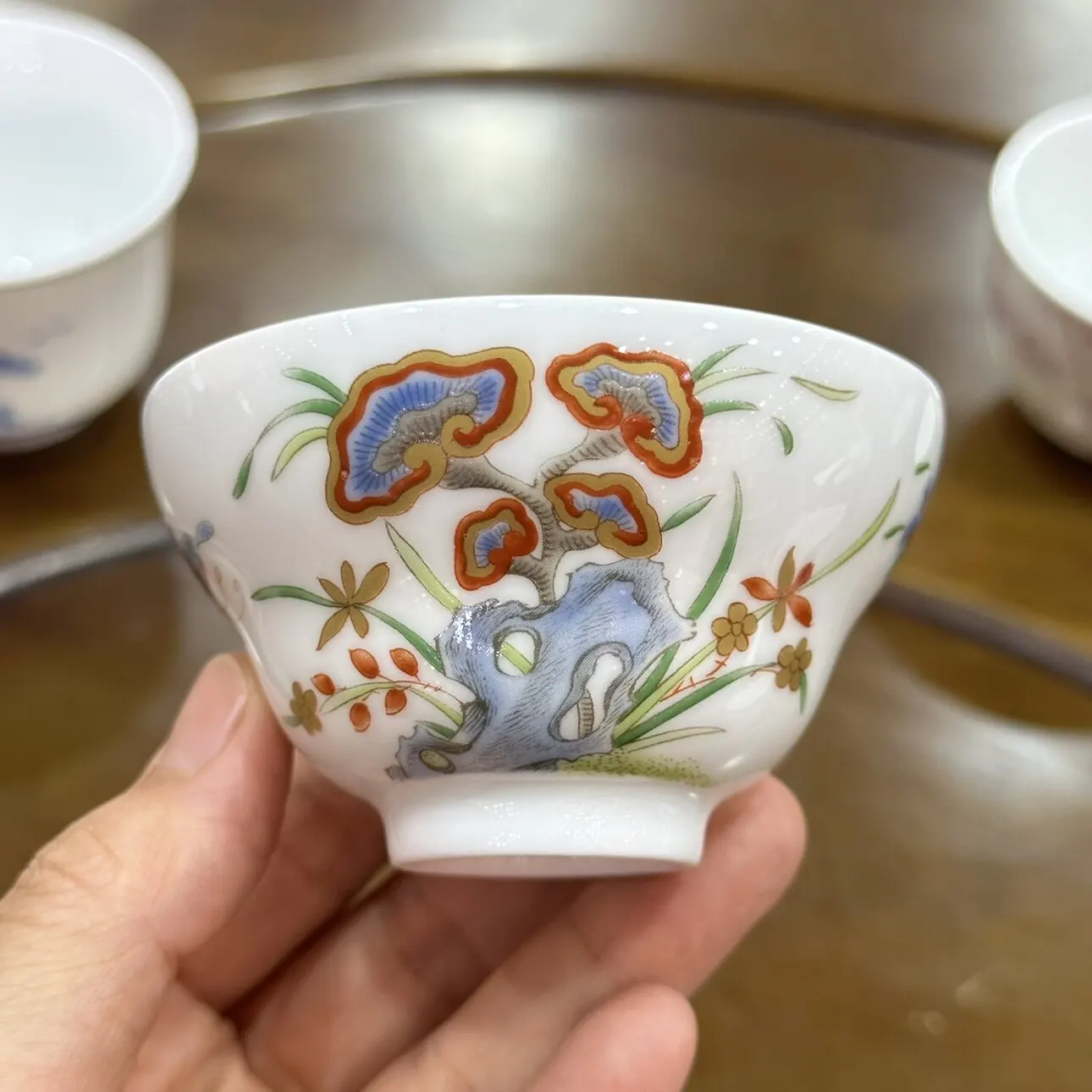 Jingdezhen Pastel Small Teacup Painted Ganoderma Lucidum Blue Stone Figure Small Waist Folding Cup Fu Lu Cup