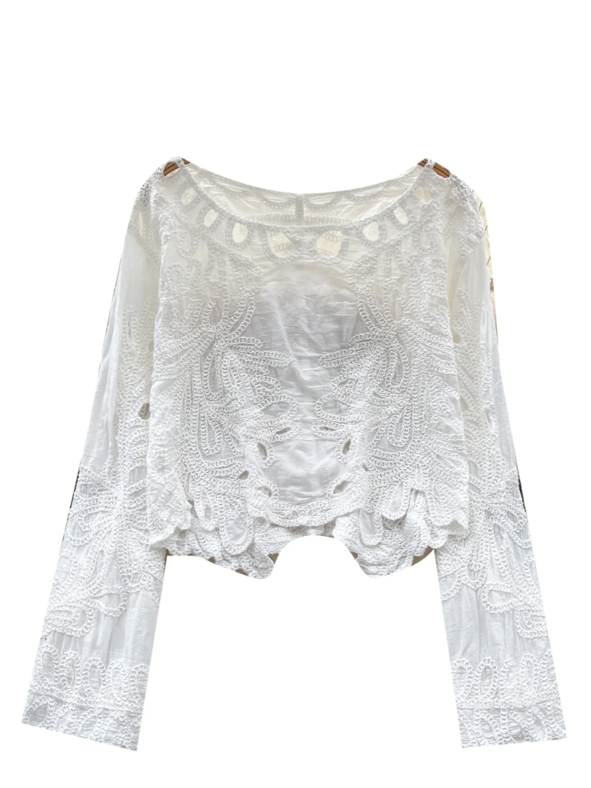 قميص نسائي عصري متعدد الاستخدامات لخريف وشتاء 2024، تصميم جديد مطرز ومفرغ بأكمام طويلة، نمط كوري فضفاض