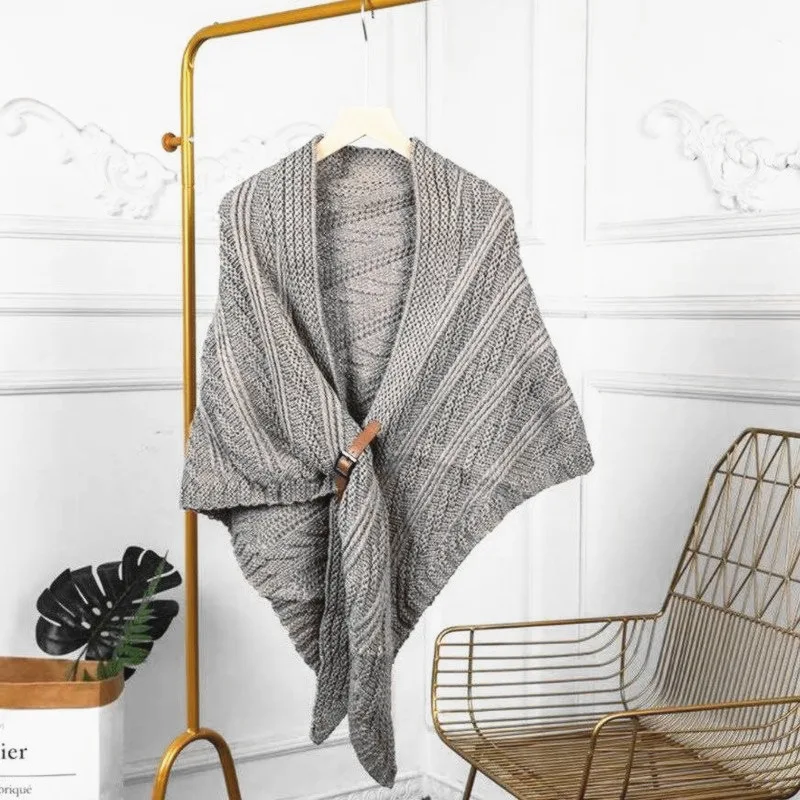 韓国スタイルの新しいポンチョニット秋冬三角スカーフラップ暖かい厚いショールエレガントなケープブファンダ