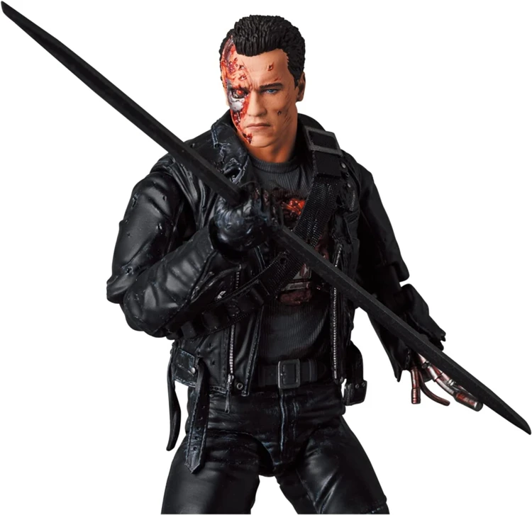 Spot Goods Genuine Mafex Terminator 2 Arnaud T800 War Damage Version 6 Inch Movable Action Figure Model Toy Desktop Collection