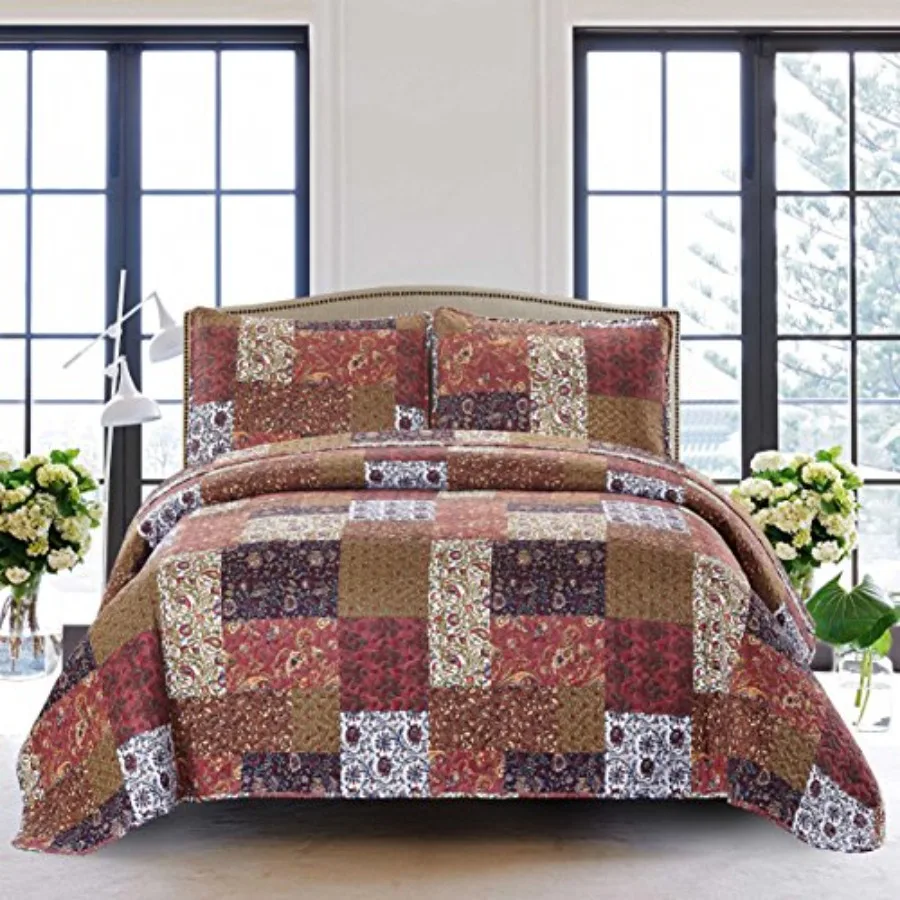 3-Piece Quilt Set - Size with 2 Shams Autumn Patchwork Design Red Toned Lightweight Quilted Bedspread Fall-Inspired Country Bed