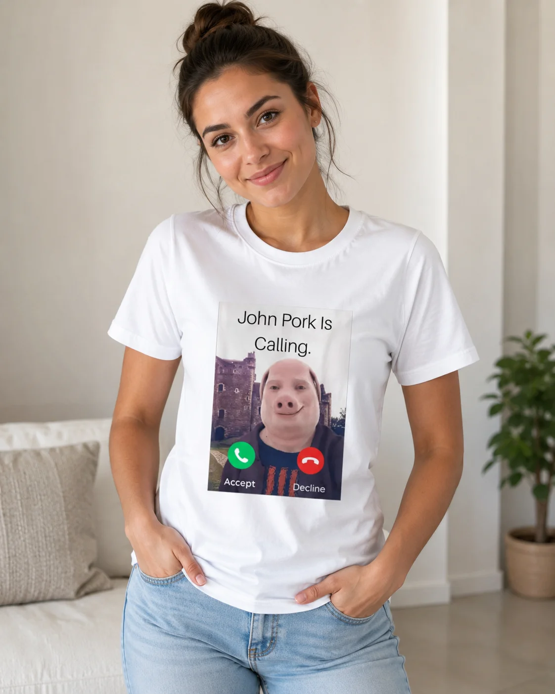 John Pork Is Answering The Phone A Humorous and Funny T-shirt with A Pig Pattern for Women Short Sleeved Fashionable Street Top