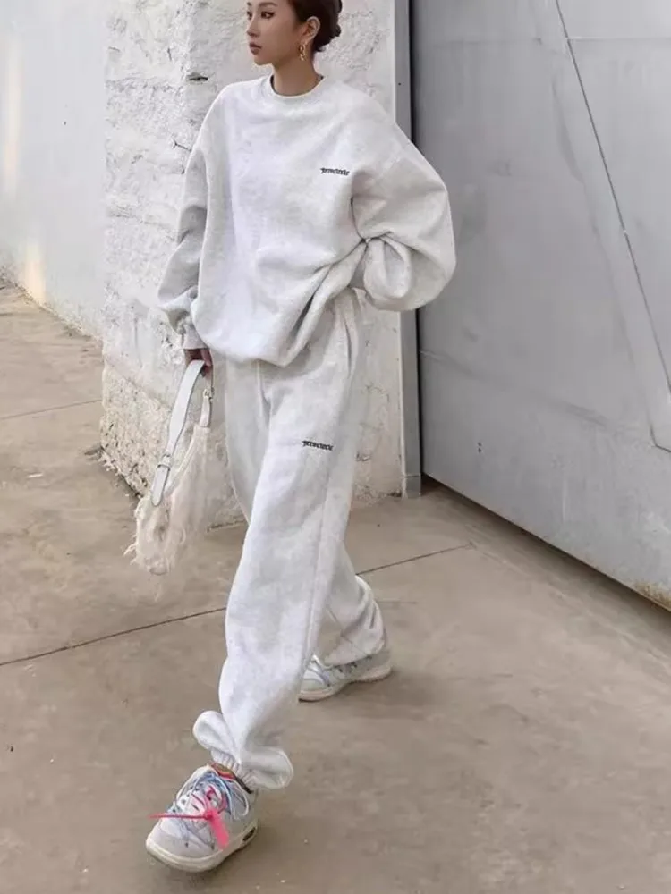 

Sporty Women's Suits Long Pants Sets Autumn Print Sudaderas De Mujer Two Piece Set Outfit Tracksuit O-neck Casual Trousers Sets