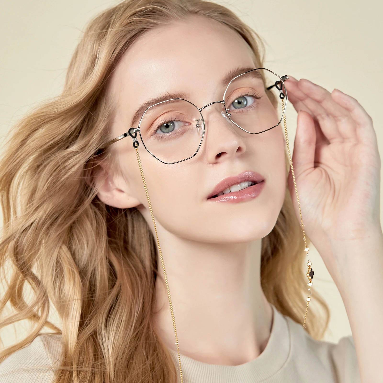 

100Pcs Eyeglass Chain Holder Silicone Anti Slip Connector Ends for Glasses Sunglasses Secure Fashion Accessories